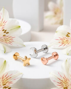 Dirección de Arte con IA para Fresh Trends: fotografía macro de joyería de lujo, diamantes y oro por Camm Productions.