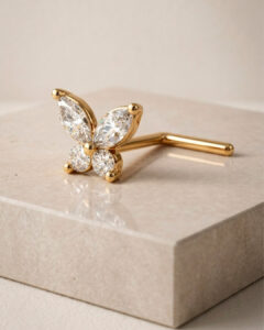 Dirección de Arte con IA para Fresh Trends: fotografía macro de joyería de lujo, diamantes y oro por Camm Productions.